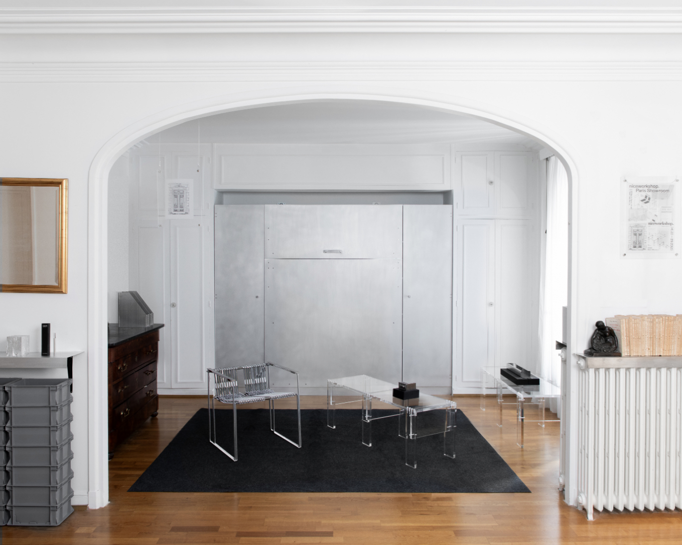 Main view — slide to open/close shelves